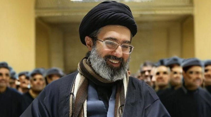 Ayatollah ali khaemeni second son mojtaba khamenei smiling